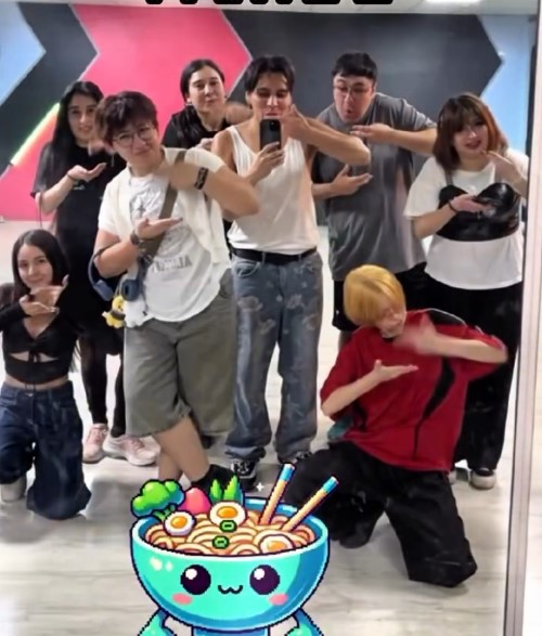 Equipo SOPA — alumnos de K-Pop Dance de MYDA